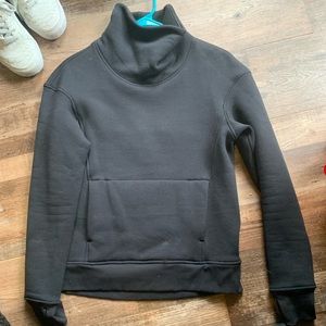 Lululemon spacer pullover